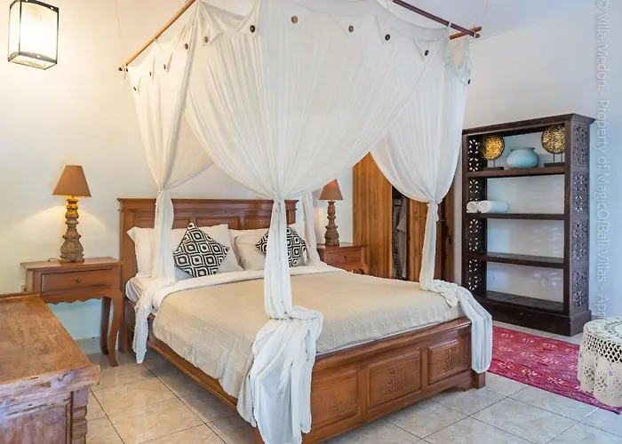 Medori Close To Bintang Supermarket Villa Seminyak